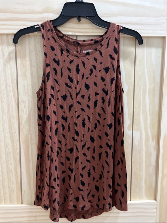 Nine West Tops - Nine West Brown Tank Top with Black Abstract Print